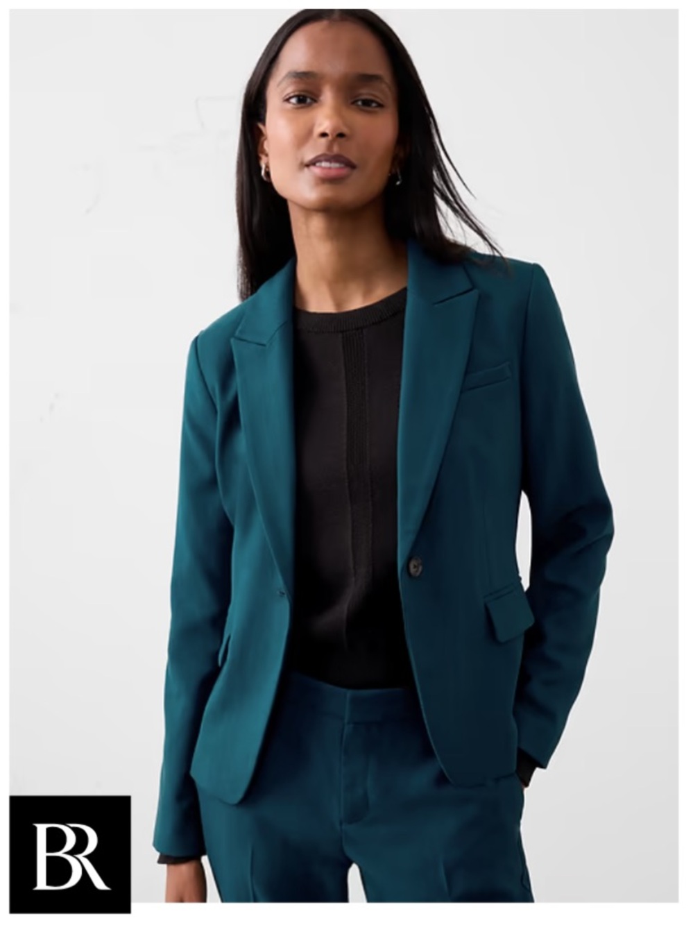 Banana Republic Factory
Classic Herringbone Blazer
8 Teal Shadow